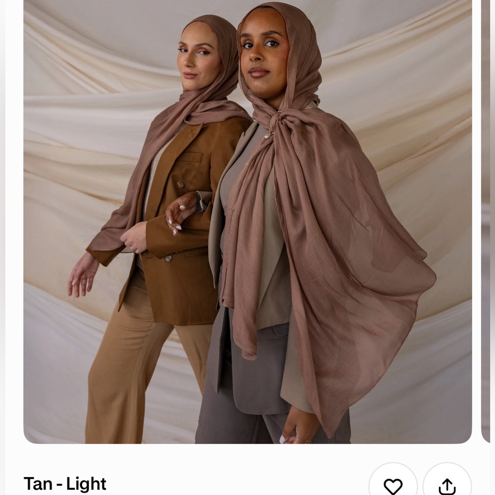 Tan Light VELA modal